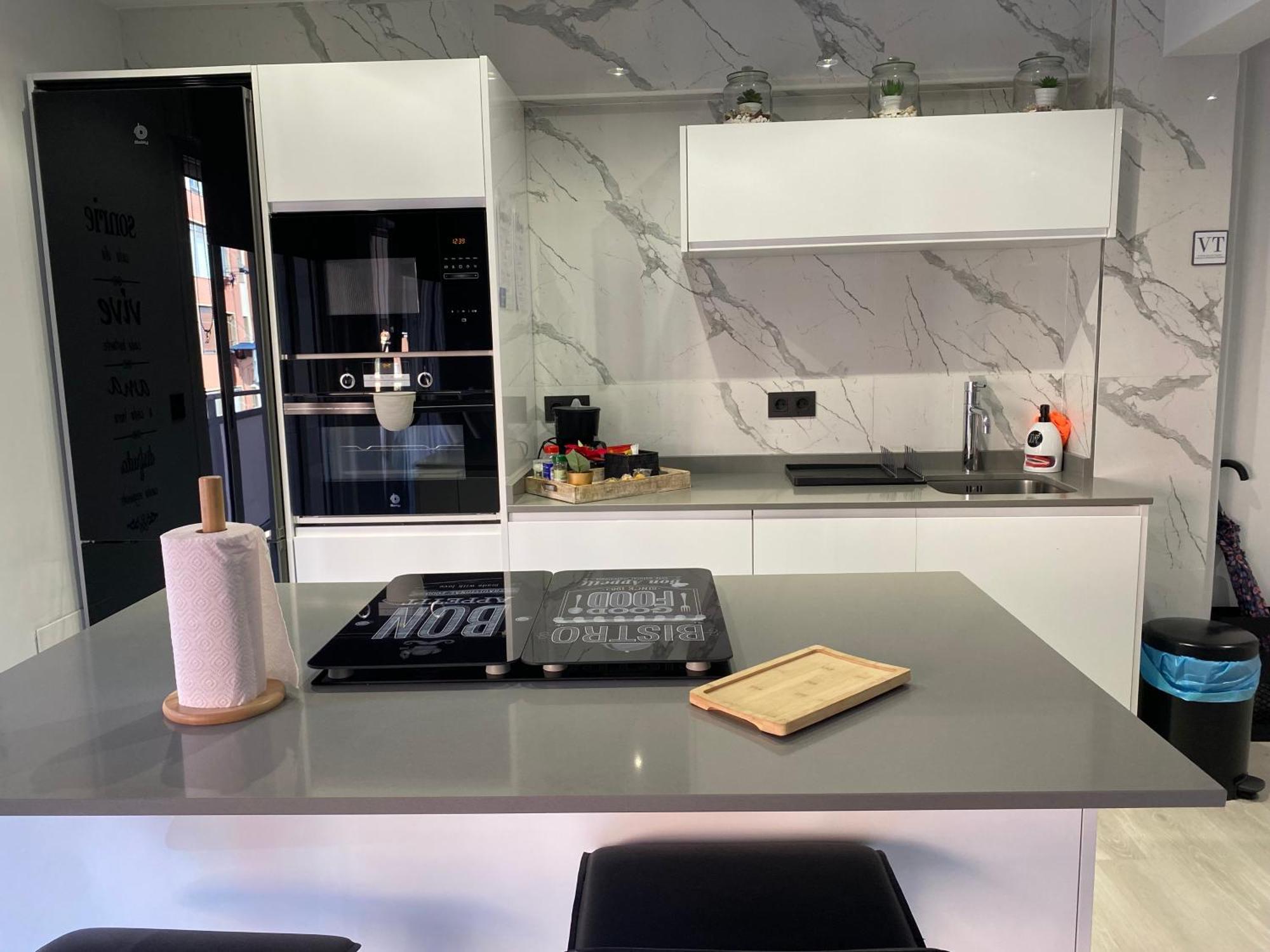 Apartament Piso Deluxe Centro Cerca Del Bec Barakaldo Zewnętrze zdjęcie