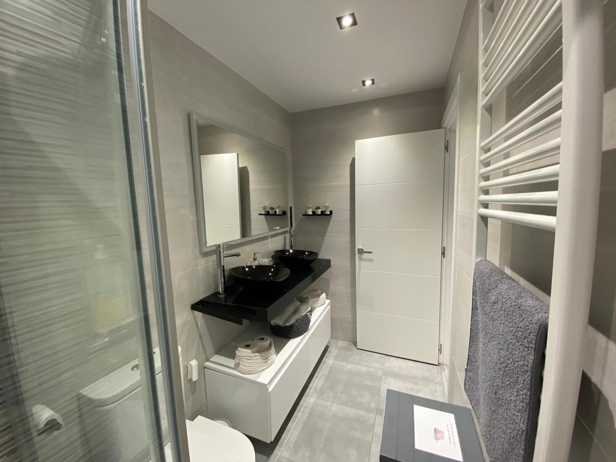 Apartament Piso Deluxe Centro Cerca Del Bec Barakaldo Zewnętrze zdjęcie